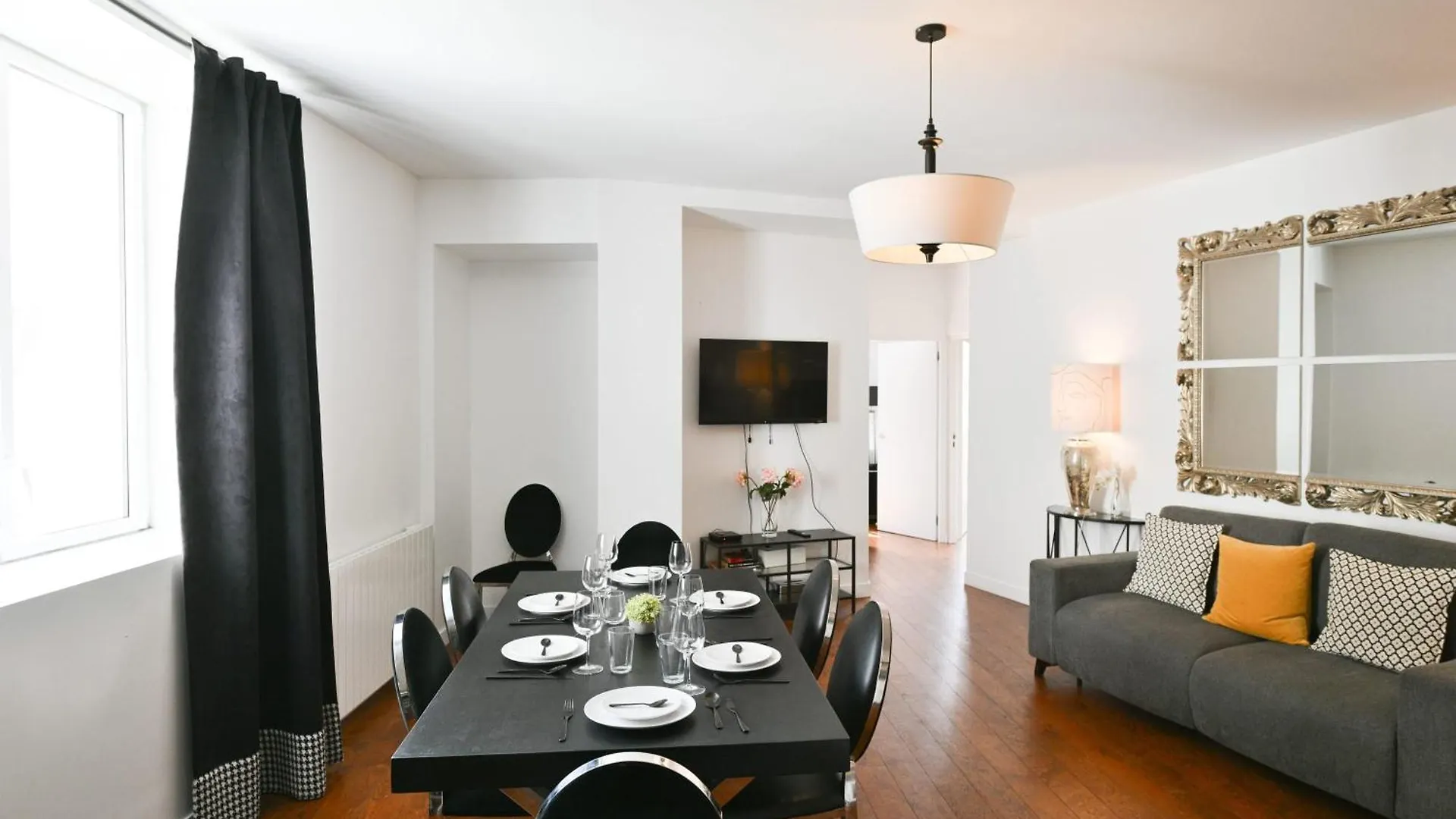 Huge And Bright 4Bd For 10 Guests Sacre-Coeur Daire Paris Fransa