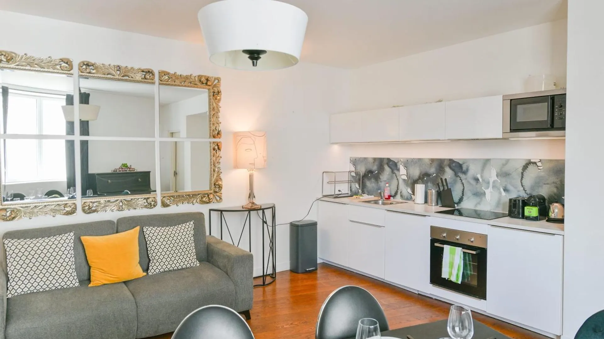 Huge And Bright 4Bd For 10 Guests Sacre-Coeur Daire Paris 0*,  Fransa