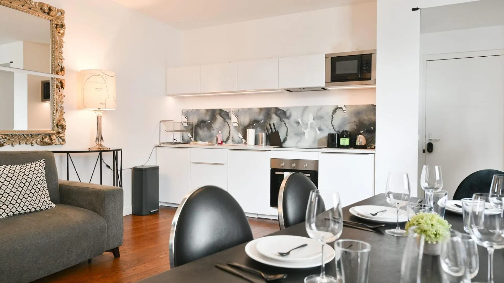 Huge And Bright 4Bd For 10 Guests Sacre-Coeur Daire Paris Fransa
