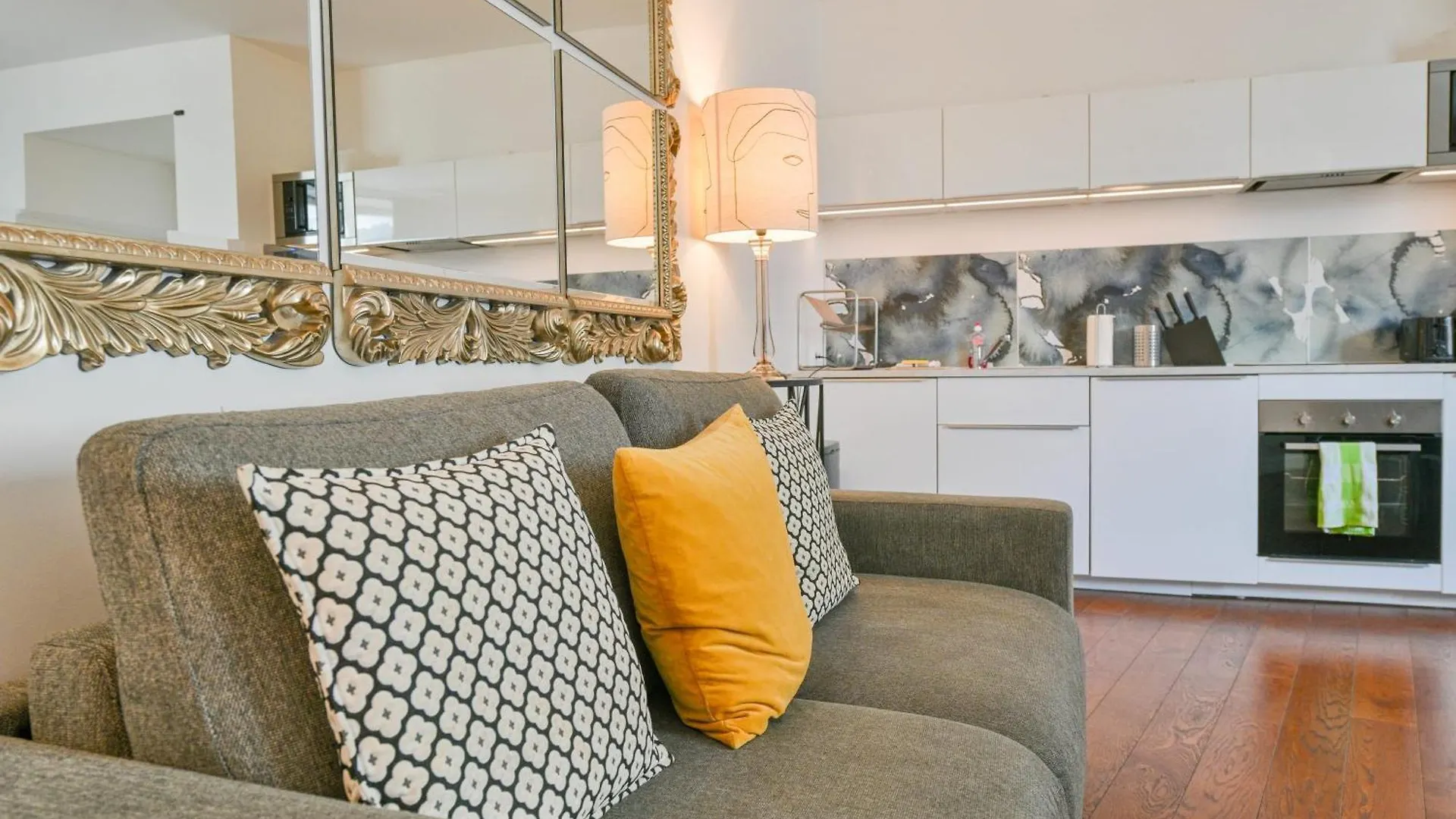 Huge And Bright 4Bd For 10 Guests Sacre-Coeur Daire Paris