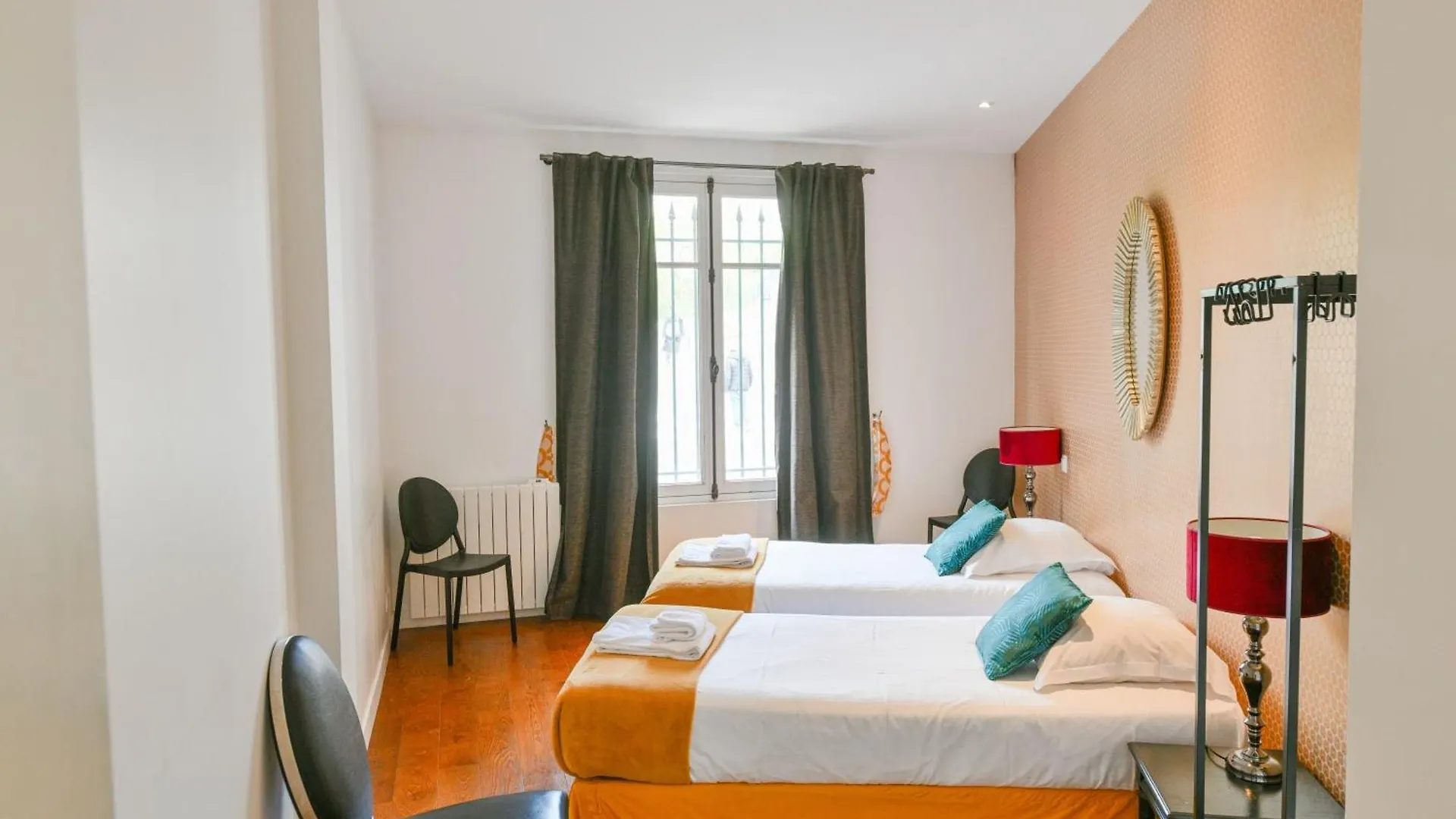 Apartamento Huge And Bright 4Bd For 10 Guests Sacre-Coeur París